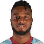 17 Maxwel Cornet